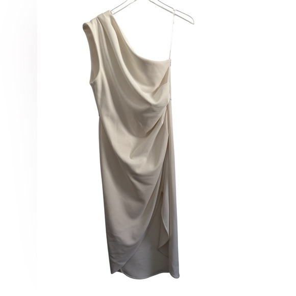 Elliatt Xara One shoulder white midi dress B370 - Picture 2 of 3
